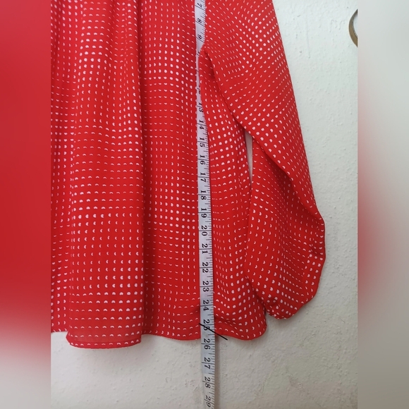 Vince Camuto Red and White Blouse - Picture 8 of 9